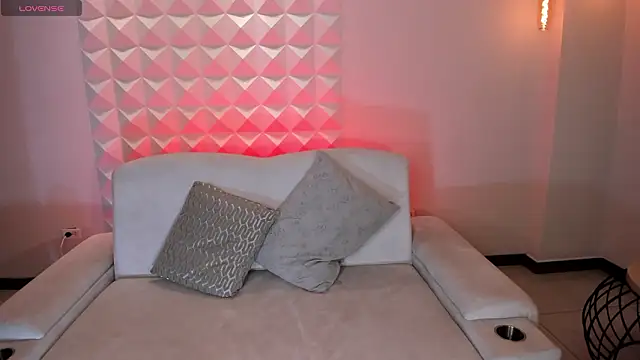 MariaHerrera  online show from 03-05-26, 08:27