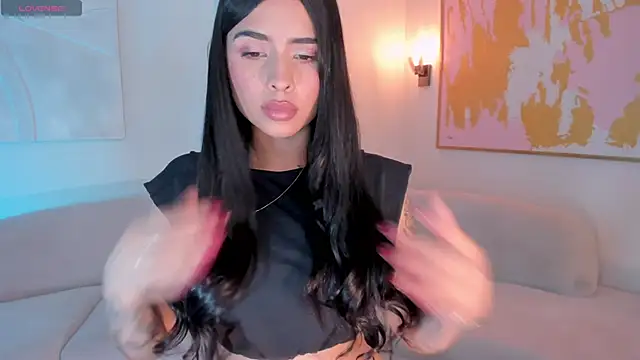 Snapshot of MariaHerrera_ chatting on 06-26-26, 11:42 MariaHerrera online show from 06-26-26, 11:42