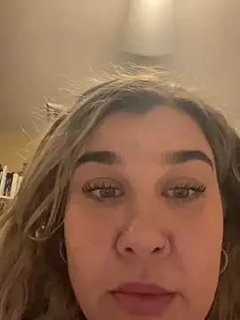 Snapshot of LolaBeretta chatting on 03-01-25, 12:07 LolaBeretta online show from 03-01-25, 12:07