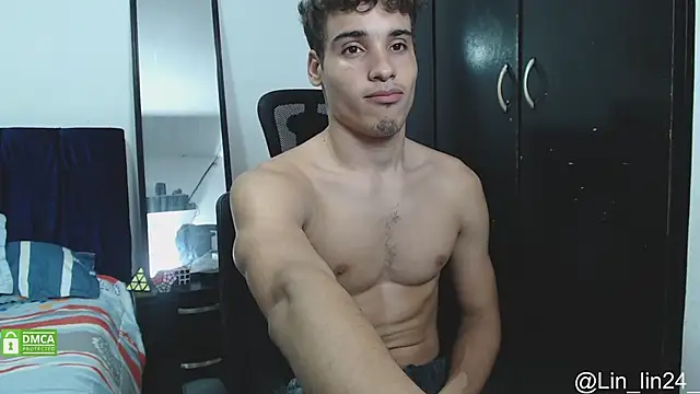 Snapshot of Babylin77 chatting on 12-12-24, 02:15 Babylin77 online show from 12-12-24, 02:15