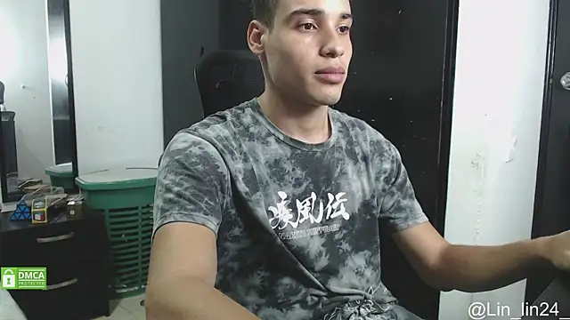 Snapshot of Babylin77 chatting on 01-09-25, 11:56 Babylin77 online show from 01-09-25, 11:56