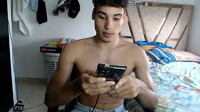 Snapshot of Babylin77 chatting on 03-03-26, 10:37 Babylin77 online show from 03-03-26, 10:37