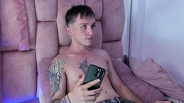 Dylanwhite23  online show from 03-16-25, 04:30