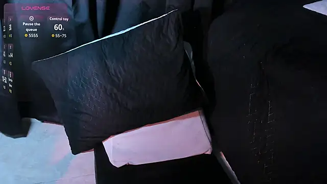 Dylanwhite23  online show from 11-18-25, 11:15