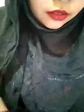 Snapshot of Indian-Nazia chatting on 03-06-25, 10:09 Indian-Nazia online show from 03-06-25, 10:09