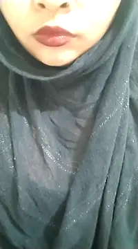 Snapshot of Indian-Nazia chatting on 03-08-25, 10:45 Indian-Nazia online show from 03-08-25, 10:45