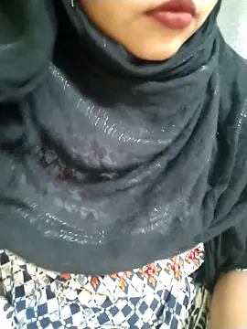 Snapshot of Indian-Nazia chatting on 03-12-25, 10:28 Indian-Nazia online show from 03-12-25, 10:28