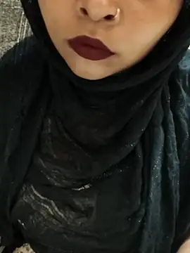 Snapshot of Indian-Nazia chatting on 09-17-25, 07:15 Indian-Nazia online show from 09-17-25, 07:15