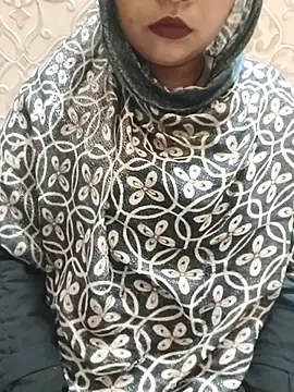 Snapshot of Indian-Nazia chatting on 09-25-25, 04:43 Indian-Nazia online show from 09-25-25, 04:43