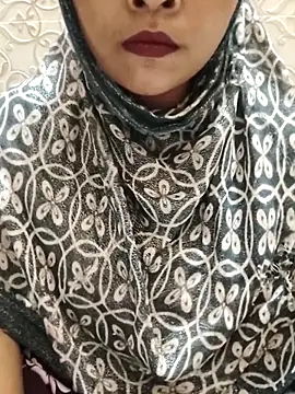 Snapshot of Indian-Nazia chatting on 09-26-25, 07:51 Indian-Nazia online show from 09-26-25, 07:51