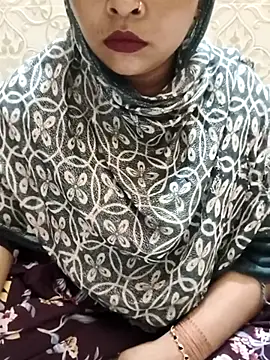 Snapshot of Indian-Nazia chatting on 09-27-25, 03:28 Indian-Nazia online show from 09-27-25, 03:28