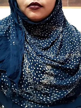 Snapshot of Indian-Nazia chatting on 10-11-25, 08:24 Indian-Nazia online show from 10-11-25, 08:24