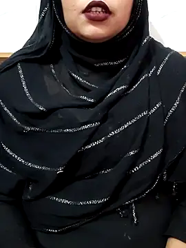 Snapshot of Indian-Nazia chatting on 10-15-25, 08:14 Indian-Nazia online show from 10-15-25, 08:14