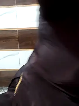 Snapshot of Indian-Nazia chatting on 10-16-25, 07:31 Indian-Nazia online show from 10-16-25, 07:31