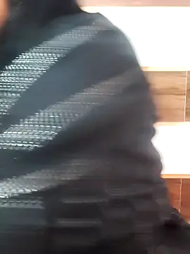 Snapshot of Indian-Nazia chatting on 10-19-25, 08:42 Indian-Nazia online show from 10-19-25, 08:42