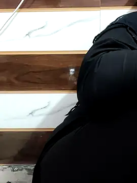 Snapshot of Indian-Nazia chatting on 11-16-25, 10:32 Indian-Nazia online show from 11-16-25, 10:32