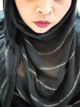 Snapshot of Indian-Nazia chatting on 11-20-25, 06:18 Indian-Nazia online show from 11-20-25, 06:18