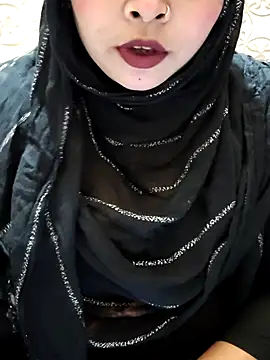 Snapshot of Indian-Nazia chatting on 11-21-25, 10:36 Indian-Nazia online show from 11-21-25, 10:36