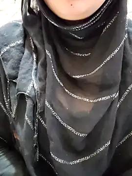 Snapshot of Indian-Nazia chatting on 12-03-25, 05:33 Indian-Nazia online show from 12-03-25, 05:33