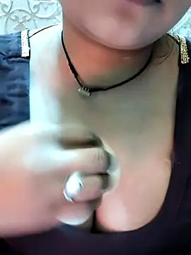 Snapshot of Indian-Nazia chatting on 01-07-26, 05:59 Indian-Nazia online show from 01-07-26, 05:59