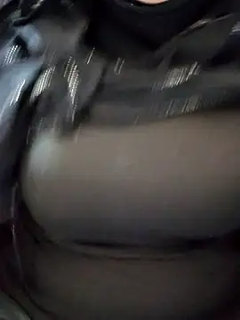 Snapshot of Indian-Nazia chatting on 01-08-26, 06:32 Indian-Nazia online show from 01-08-26, 06:32