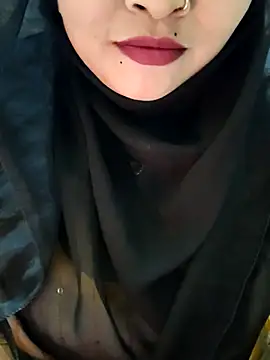 Snapshot of Indian-Nazia chatting on 02-03-26, 05:51 Indian-Nazia online show from 02-03-26, 05:51