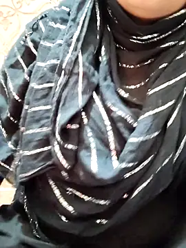 Snapshot of Indian-Nazia chatting on 02-07-26, 05:16 Indian-Nazia online show from 02-07-26, 05:16