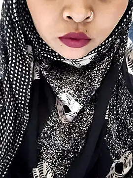 Snapshot of Indian-Nazia chatting on 03-07-26, 06:49 Indian-Nazia online show from 03-07-26, 06:49