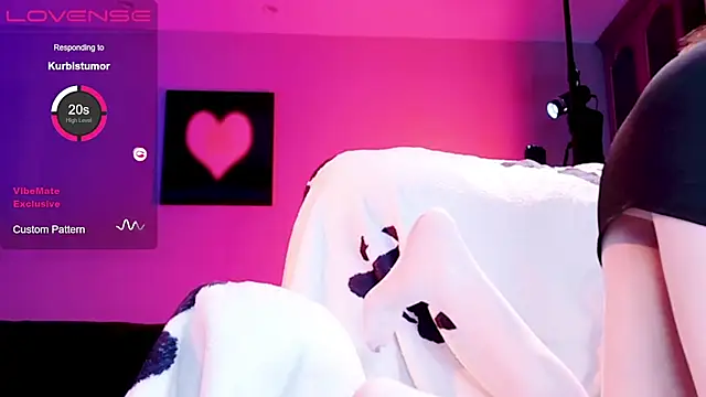 Snapshot of JoooJo_ chatting on 02-11-25, 08:42 JoooJo online show from 02-11-25, 08:42