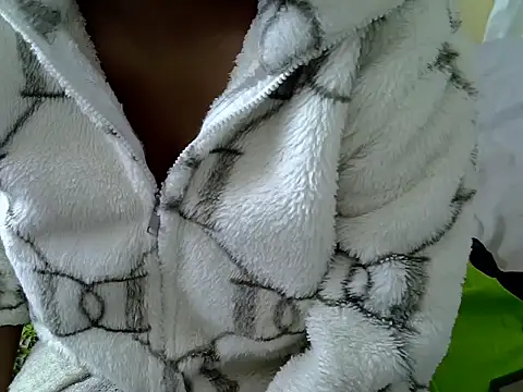 prettylacey3 online show from 07-25-26, 06:44