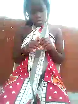 Snapshot of Sweetcecie01 chatting on 01-22-25, 02:14 Sweetcecie01 online show from 01-22-25, 02:14