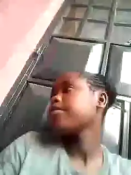 Snapshot of Sweetcecie01 chatting on 03-15-25, 12:45 Sweetcecie01 online show from 03-15-25, 12:45