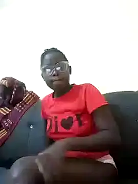 Snapshot of Sweetcecie01 chatting on 03-20-25, 03:04 Sweetcecie01 online show from 03-20-25, 03:04