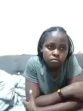 Snapshot of Sweetcecie01 chatting on 10-07-25, 10:07 Sweetcecie01 online show from 10-07-25, 10:07