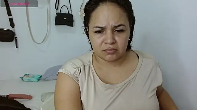 alinsonhot29 online show from 05-01-26, 12:04