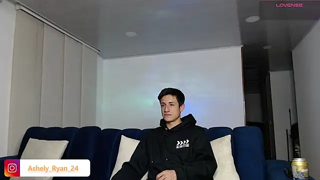 Snapshot of ashely_ryan24 chatting on 01-27-25, 02:10 ashely ryan24 online show from 01-27-25, 02:10