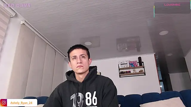 ashely ryan24 online show from 07-15-26, 11:43