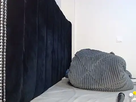 Snapshot of sexxyykittyy chatting on 06-10-26, 04:12 sexxyykittyy online show from 06-10-26, 04:12