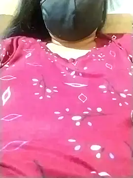 Snapshot of Sexy_misspooja chatting on 02-03-25, 03:53 Sexy misspooja online show from 02-03-25, 03:53