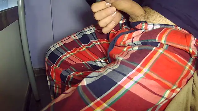 Snapshot of vladimirput4 chatting on 12-19-24, 02:35 vladimirput4 online show from 12-19-24, 02:35