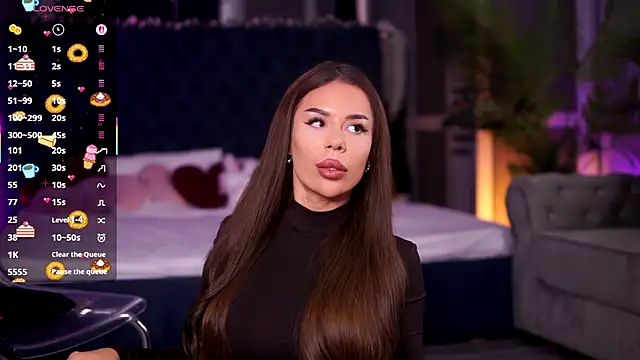 Snapshot of MissKiarra chatting on 11-29-25, 07:55 MissKiarra online show from 11-29-25, 07:55