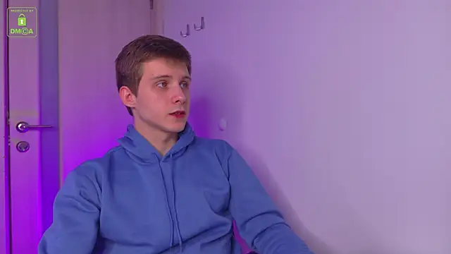 Snapshot of MarkGWalker chatting on 03-14-25, 04:21 MarkGWalker online show from 03-14-25, 04:21