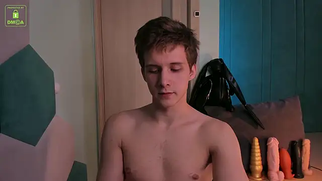 Snapshot of MarkGWalker chatting on 03-19-25, 10:44 MarkGWalker online show from 03-19-25, 10:44