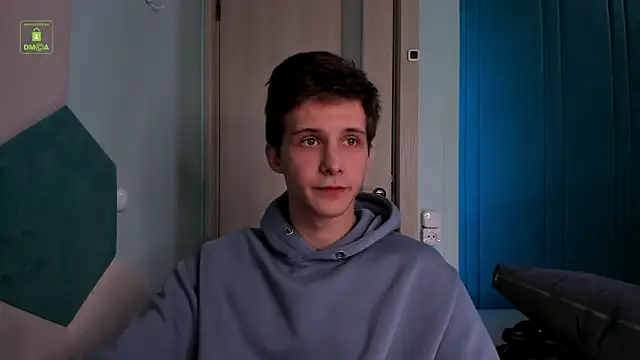 Snapshot of MarkGWalker chatting on 03-19-25, 02:13 MarkGWalker online show from 03-19-25, 02:13