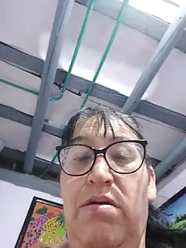 clarita 01 online show from 11-26-25, 12:39