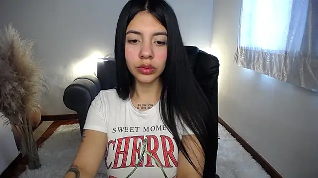 Snapshot of Alin_Aly chatting on 12-16-25, 09:09 Alin Aly online show from 12-16-25, 09:09