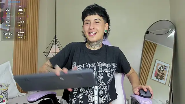 Snapshot of Ethan_lennox chatting on 02-26-26, 09:47 Ethan lennox online show from 02-26-26, 09:47