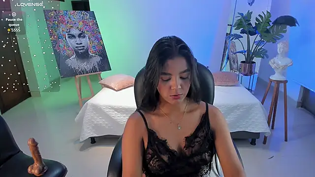 JANYLOVE   online show from 12-15-25, 10:52