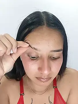 Snapshot of _vaness chatting on 12-26-24, 04:32  vaness online show from 12-26-24, 04:32