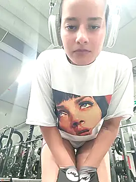 Snapshot of _vaness chatting on 01-22-25, 05:05  vaness online show from 01-22-25, 05:05